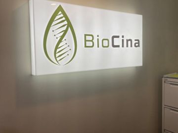 BioCina-reception-sign